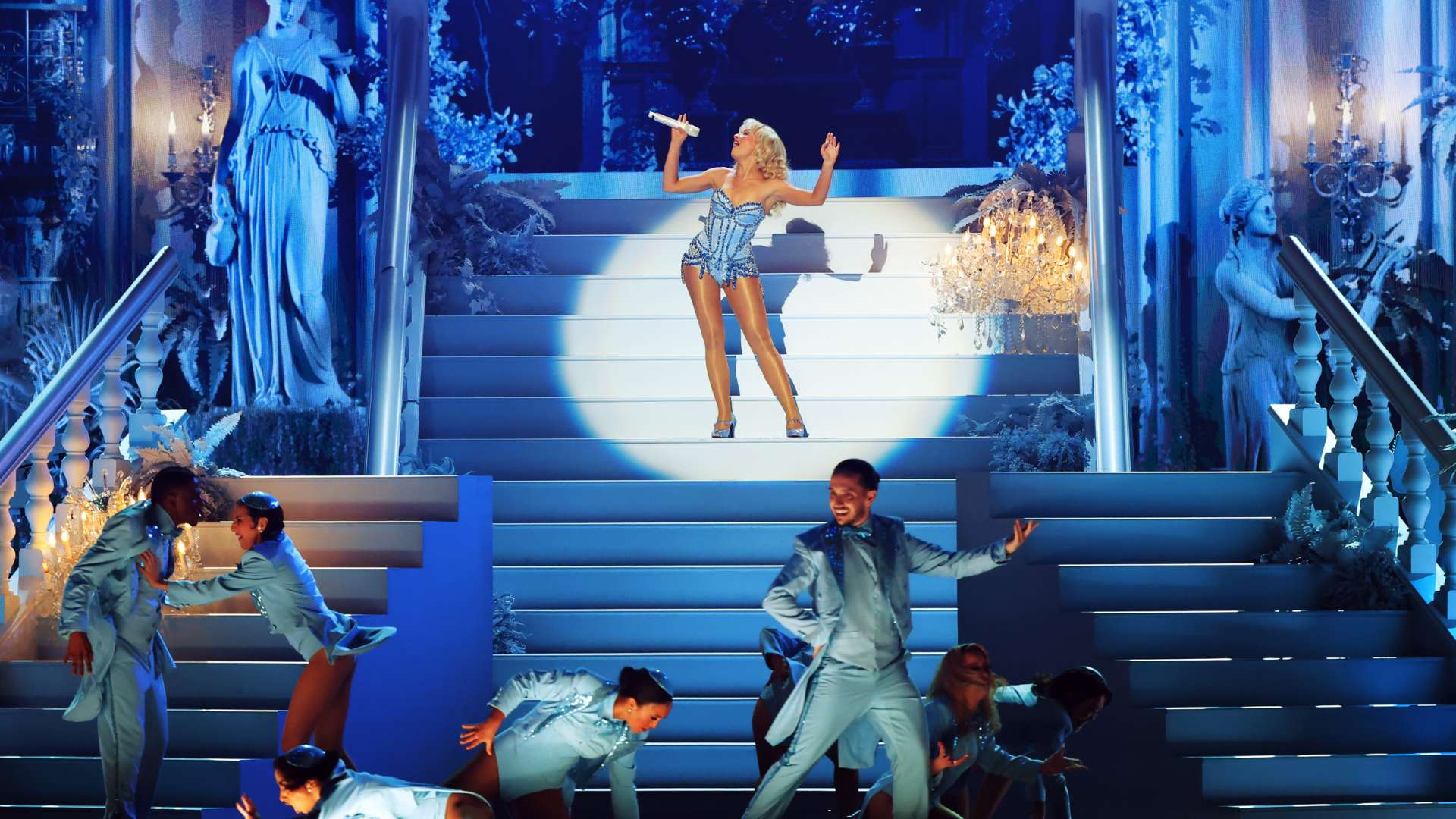 他在场上的 他在场上的